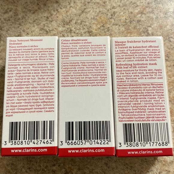 Free in bundle Clarins skincare kit - Picture 3 of 4